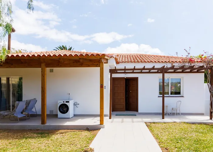 New Private Retreat: 3Br Villa With Heated Pool